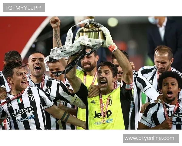 布冯赞扬国米意大利国脚展现冠军气质期待世预赛附加赛延续表现 布冯赞扬国米意大利国脚展现冠军气质期待世预赛附加赛延续表现